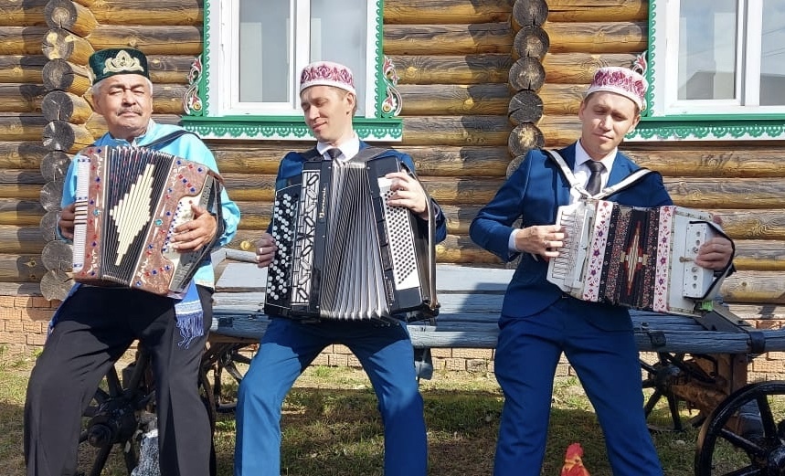 Руководство УЗПМ поздравило жителей старейшего поселения Пермского края, рис. 2